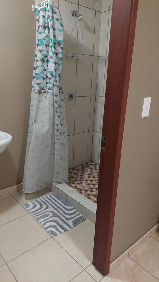 Mossie Inn Accommodation Swakopmund Bagian luar foto