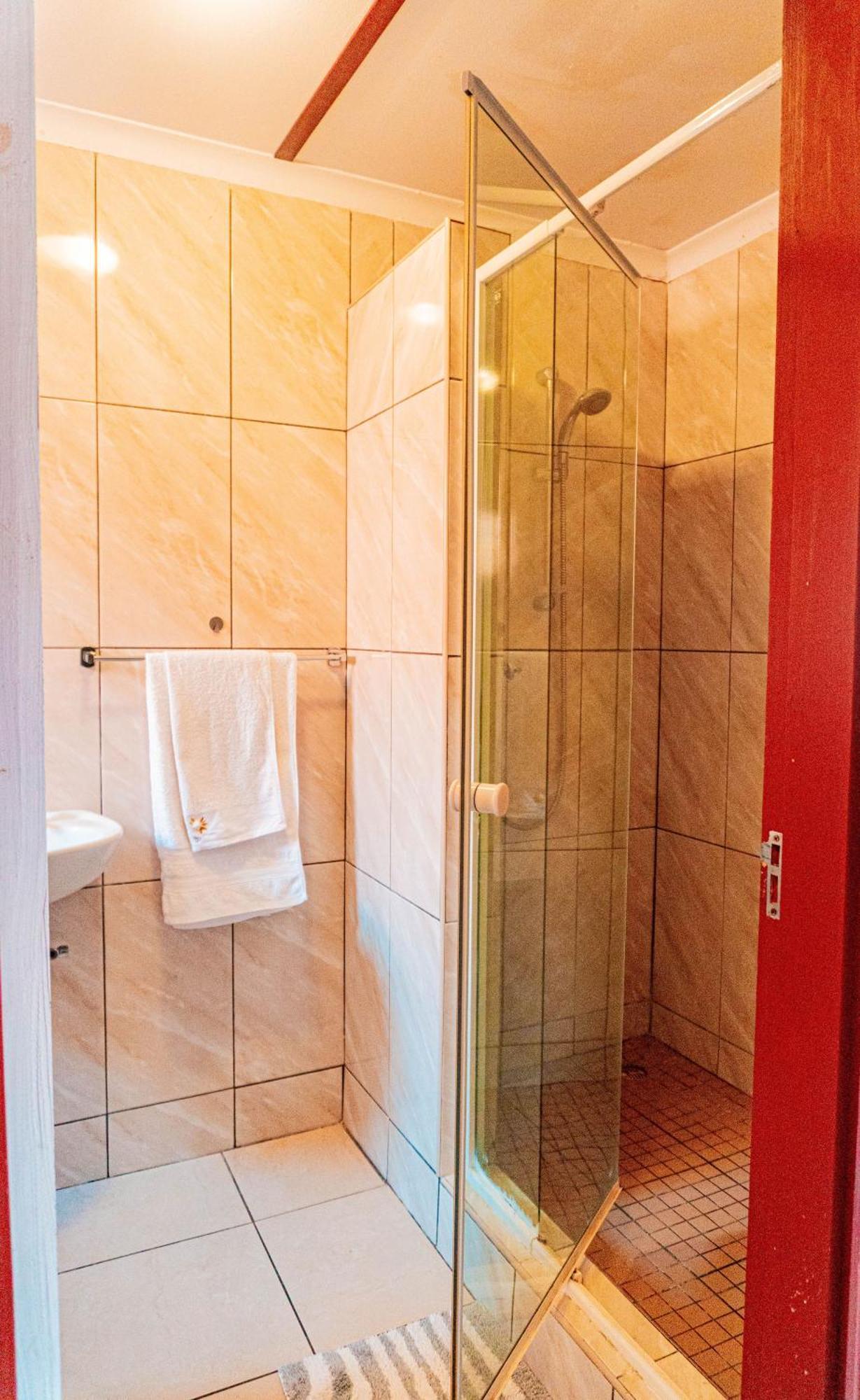 Mossie Inn Accommodation Swakopmund Bagian luar foto